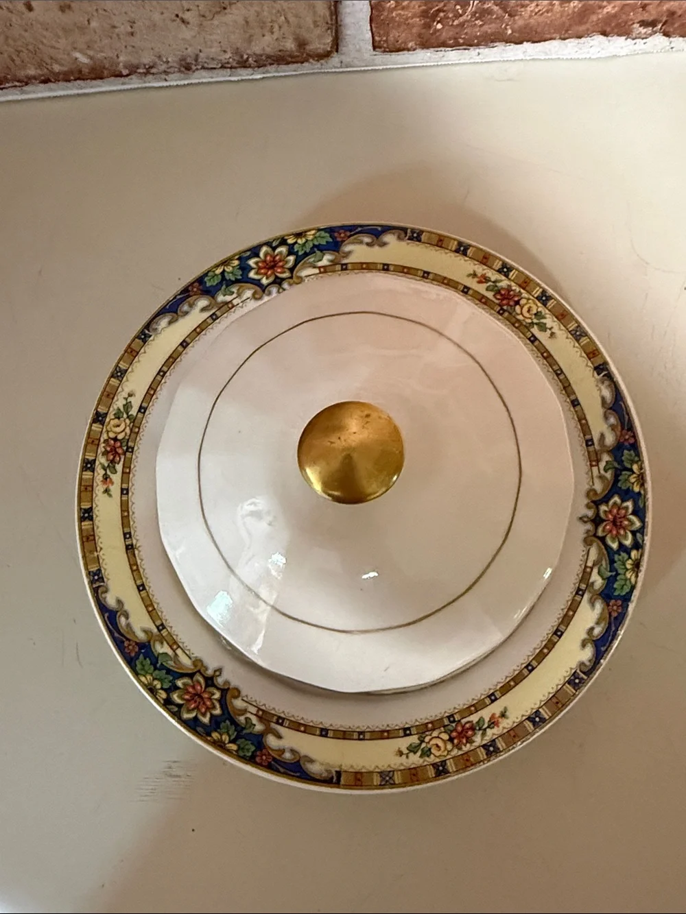 Decorative Covered Butter Dish in Cream and Gold
